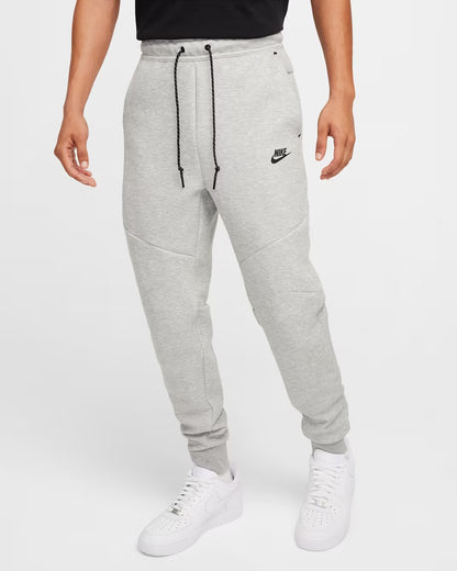 Tuta pantalone NIKE Tech